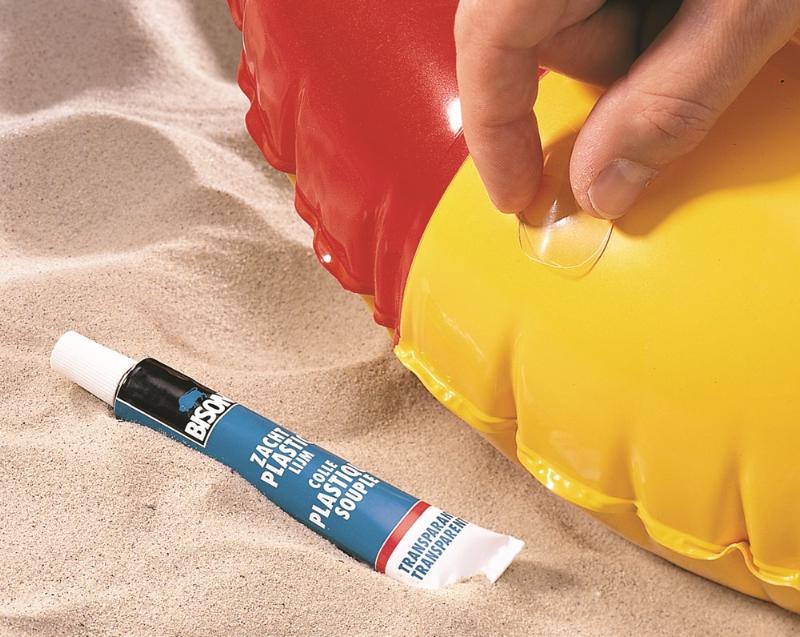 Bison Zacht Plastic Lijm 25 ml tube + folie kaart